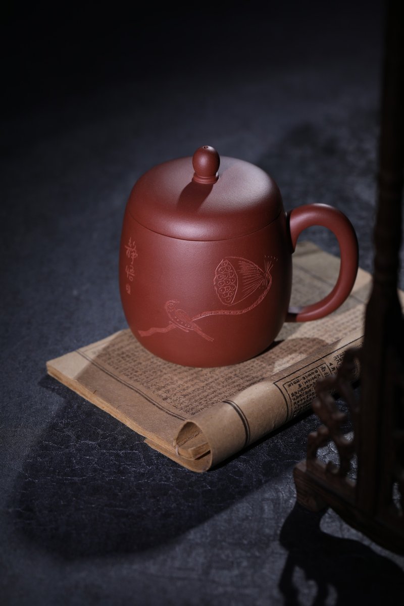 Gift Zisha pot teapot Jingwu cup Yixing Zisha cup with lid cup tea cup men's tea ore boss cup - Vacuum Flasks - Pottery Brown