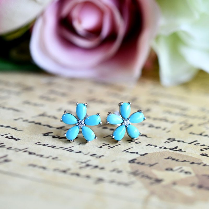 Guardian Stone of Life Sleeping Beauty Turquoise Flower Stud Clip-On December Birthstone - ต่างหู - เครื่องเพชรพลอย สีน้ำเงิน