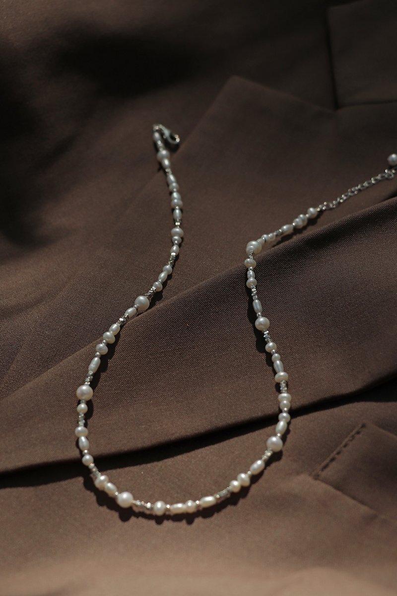 Pearl necklace—Glint I irregular natural pearl necklace - Necklaces - Pearl Silver