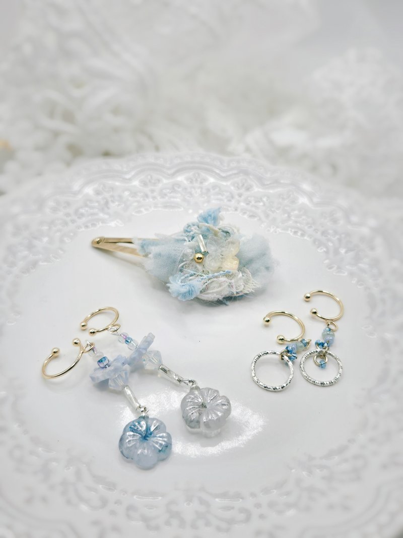 擁雪印記 手作髮夾 串珠 滴膠兩款耳骨夾 印象飾品 | 植椛。飾 - 耳環/耳夾/耳骨夾 - 樹脂 藍色