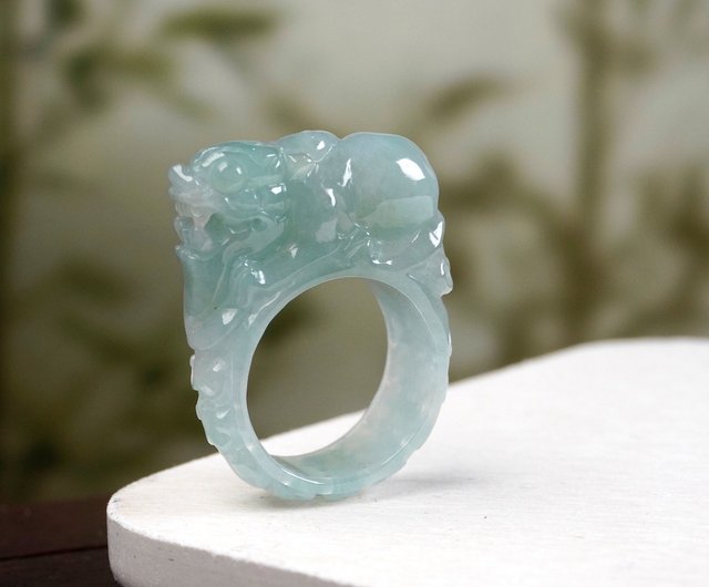 Jadeite on sale jade ring