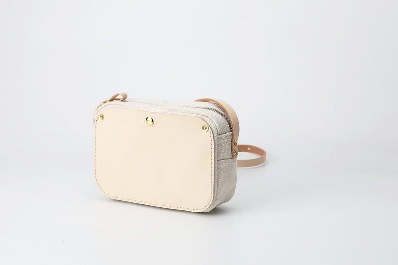 BOX | Lunch bag camera bag small square bag literary ladies mini light shoulder bag - Messenger Bags & Sling Bags - Genuine Leather White