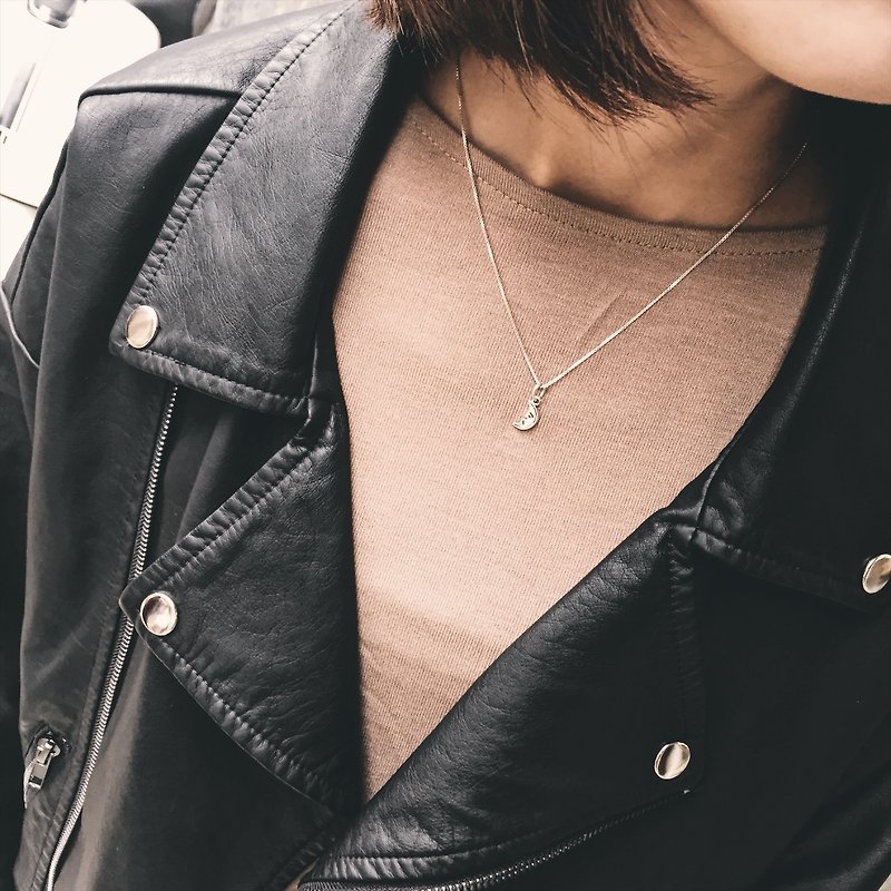 Zhu. [Short sterling silver chain] blessing of the moon - Necklaces - Other Metals 