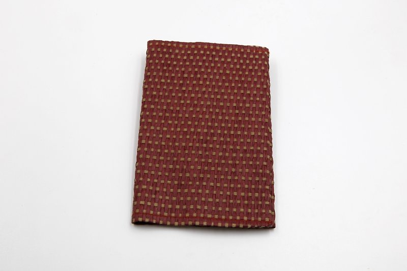[Paper cloth home] paper cloth woven handmade passport set plaid red - Passport Holders & Cases - Paper Red