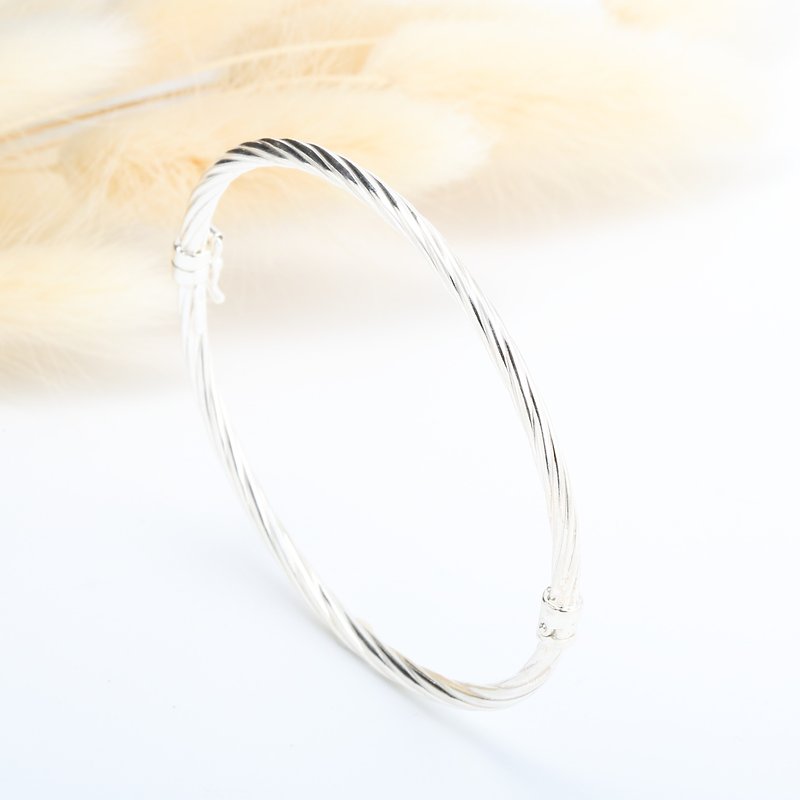 Twist simple s925 sterling silver bracelet Valentine's Day Gift - สร้อยข้อมือ - เงินแท้ สีเงิน