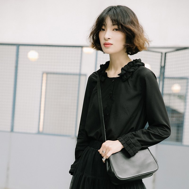 Japanese lace Laf collar black shirt | shirt | summer and autumn models | cotton + polyester | Sora-325 - Women's Shirts - Cotton & Hemp Black