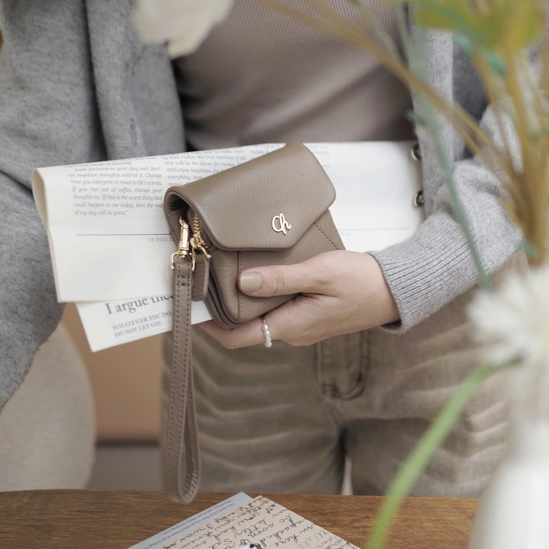 Melo (Peanut brown) : Short wallet, Cow Leather wallet, Soft cowhide, mini purse - 錢包/皮夾/長短夾 - 真皮 卡其色