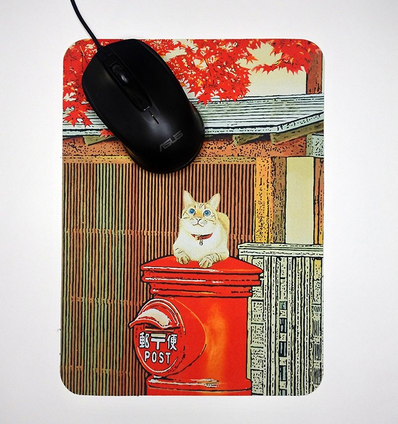 3Mao Xiaopu~Red Rhyme Mouse Pad - Mouse Pads - Polyester Multicolor