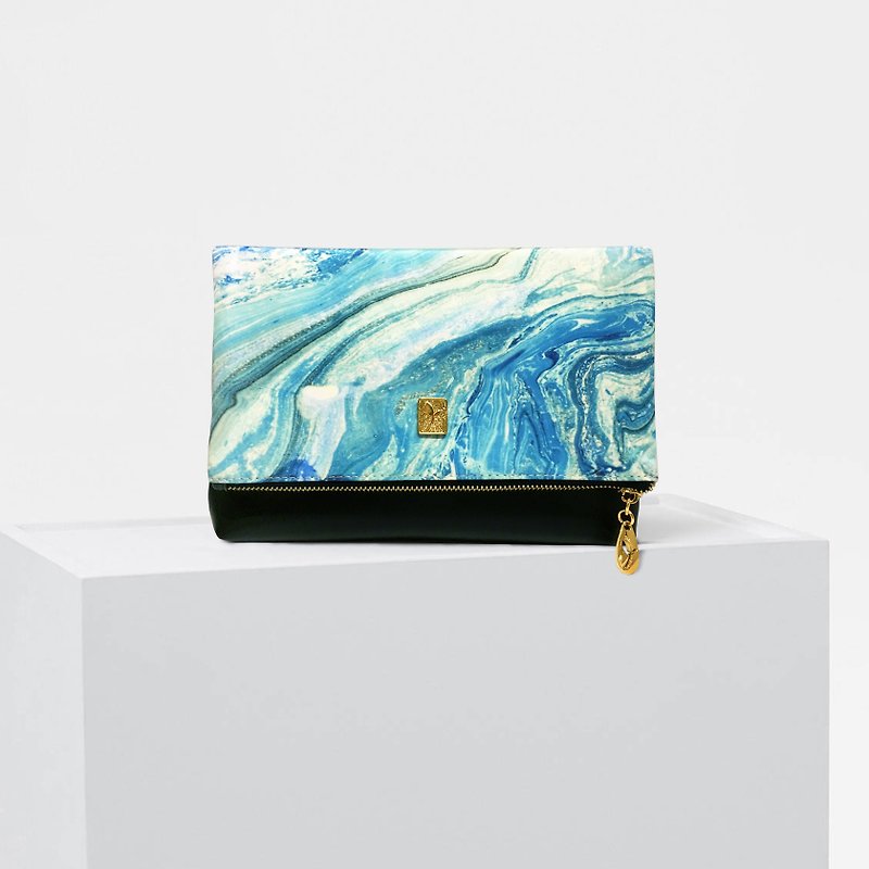 Blue abstract marble pattern casual clutch simple and versatile one-shoulder handbag - Clutch Bags - Other Materials 