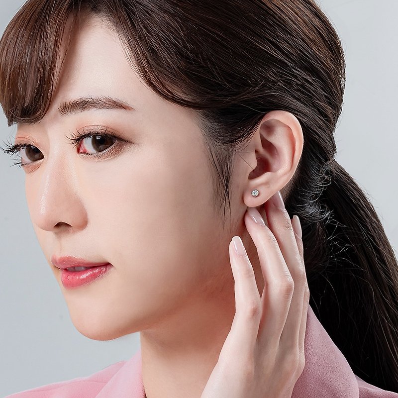 Jinghua Diamond Aurora Series 18K gold round diamond earrings with a total of 0.12 carats - ต่างหู - เพชร 