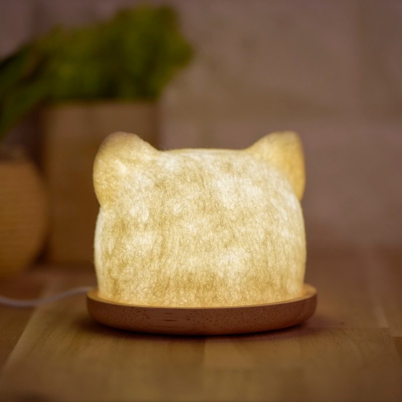 Wool white cat lamp that can be connected via USB - Lighting - Wool White