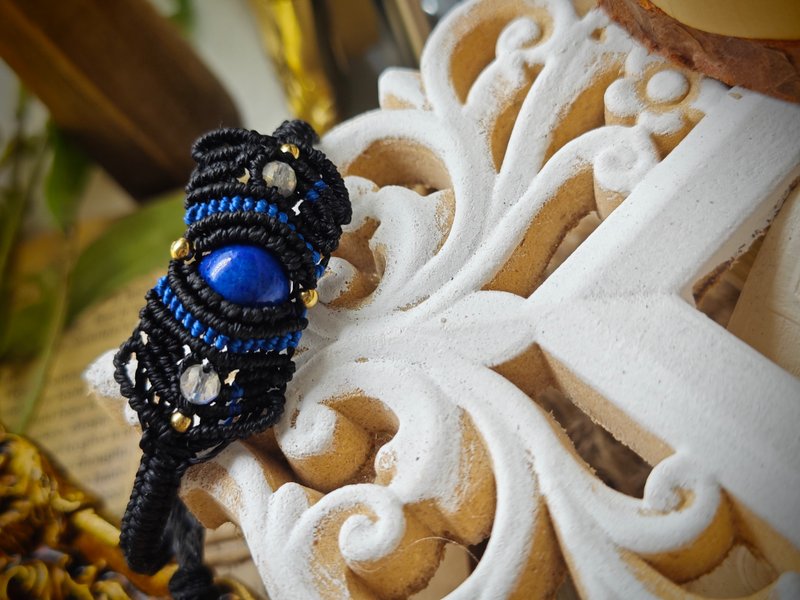 蝴蝶藍眼 | 巴西蠟線青金水晶手鐲 | macrame 手工編織 - 手鍊/手環 - 水晶 藍色