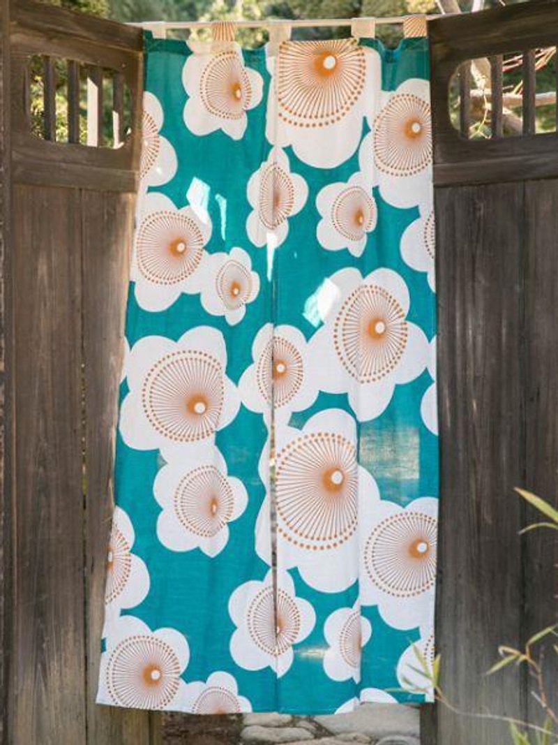 Japanese Flower NOREN Door Curtain - 擺飾/家飾品 - 其他材質 