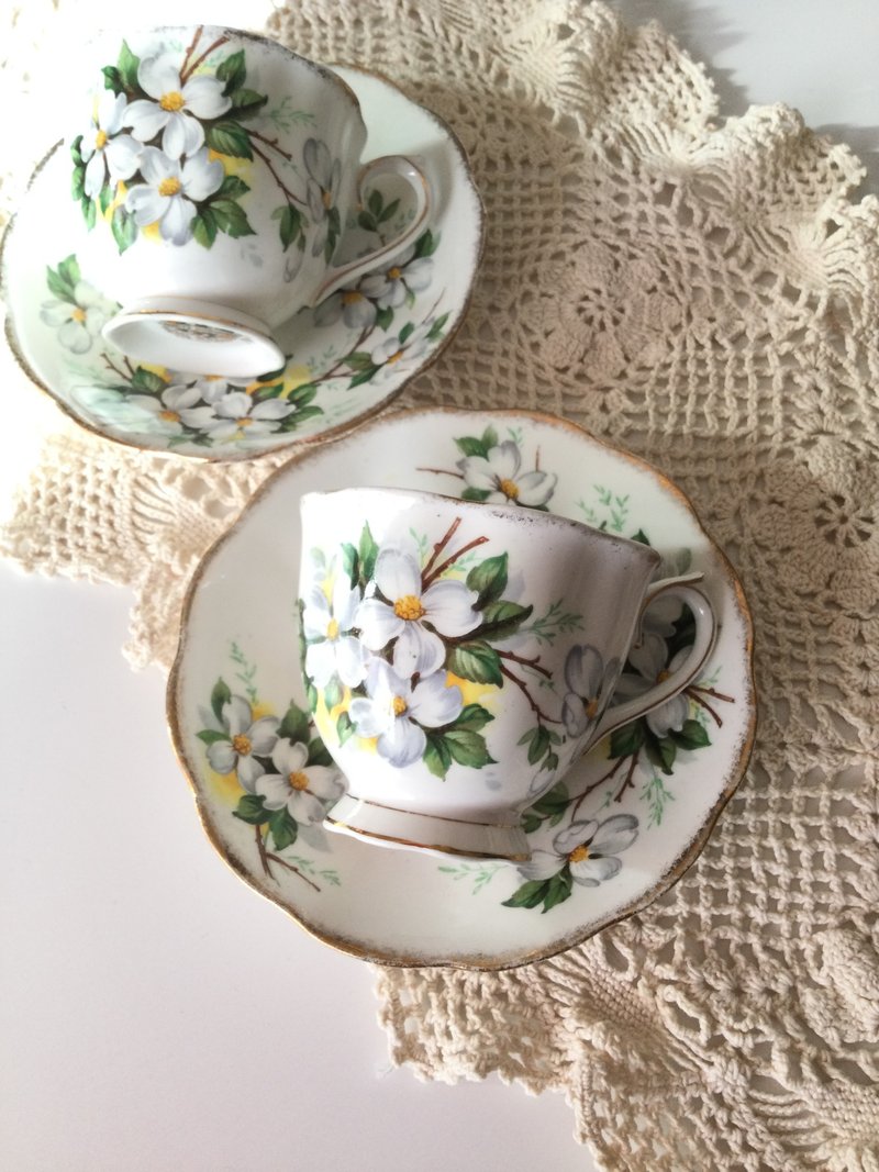 White dogwood tea cup and saucer -06 - แก้วมัค/แก้วกาแฟ - เครื่องลายคราม 