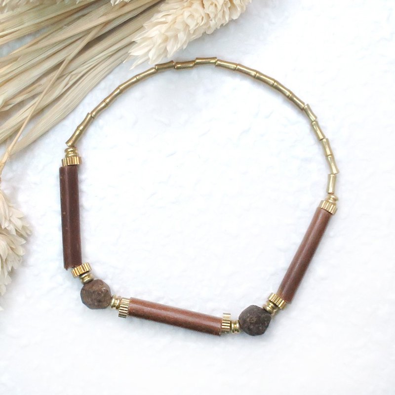 VIIART. barren mountain. Bamboo Tube Bronze Pyroxene Bronze Bracelet | Frosted Natural Stone Neutral Earth Tones - สร้อยข้อมือ - ทองแดงทองเหลือง สีนำ้ตาล