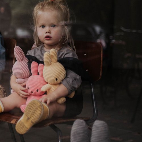 ピンクコーデュロイミッフィー　ぬいぐるみ BON TON TOYS ミッフィー うさぎ コーデュロイぬいぐるみ 23CM