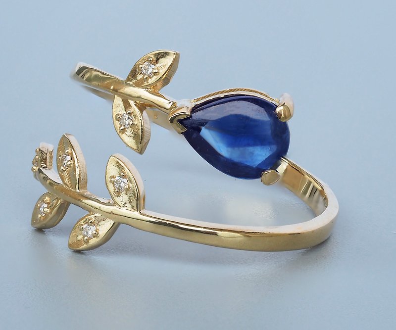 Floral gold ring with sapphire and diamonds. - General Rings - Precious Metals Gold