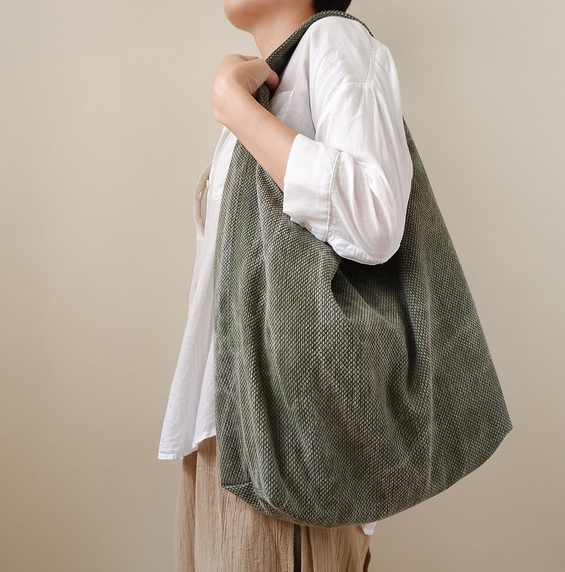 青苔 | 純棉包袱揹袋 - 側背包/斜孭袋 - 棉．麻 綠色