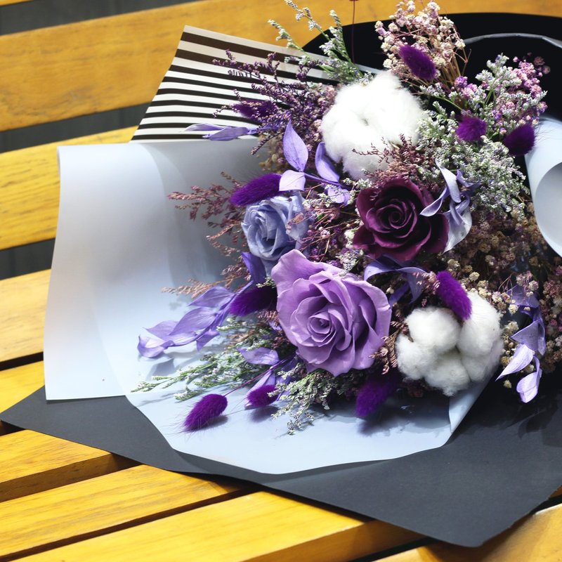 客製畢業花束 永生花束 乾燥花束 束紫色裡的木棉告白求婚花束 - 乾燥花/永生花 - 植物．花 多色