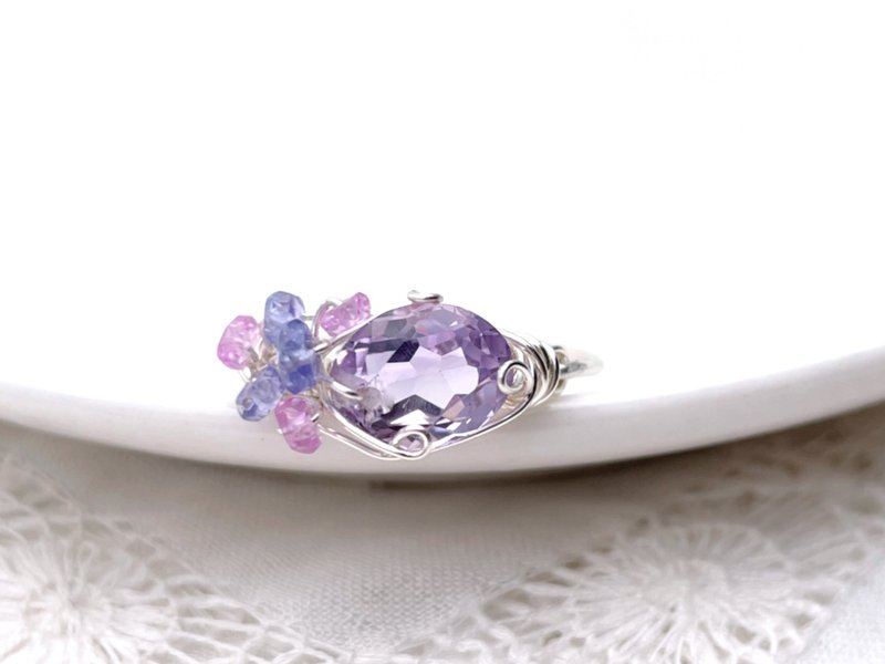 Marie's garden - Rose amethyst and small natural stone wire ring - แหวนทั่วไป - เครื่องเพชรพลอย สีม่วง