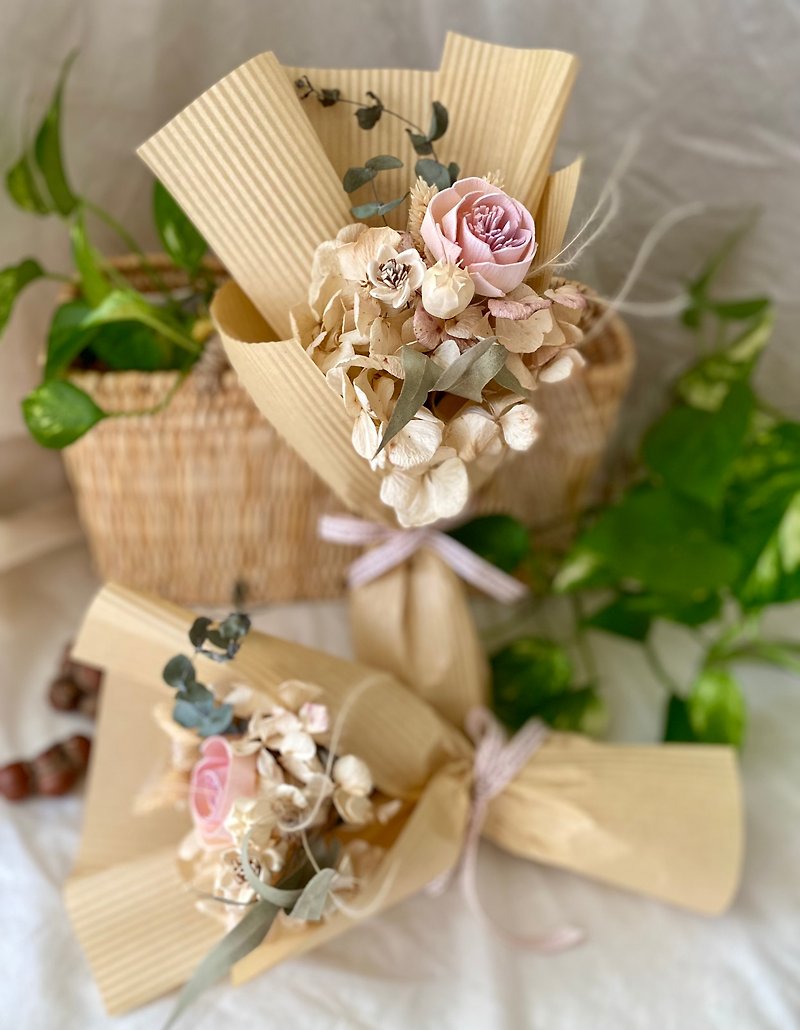 Masako Cream Tone Hydrangea Rose Dried Flower Sola Flower Small Bouquet - Dried Flowers & Bouquets - Plants & Flowers 