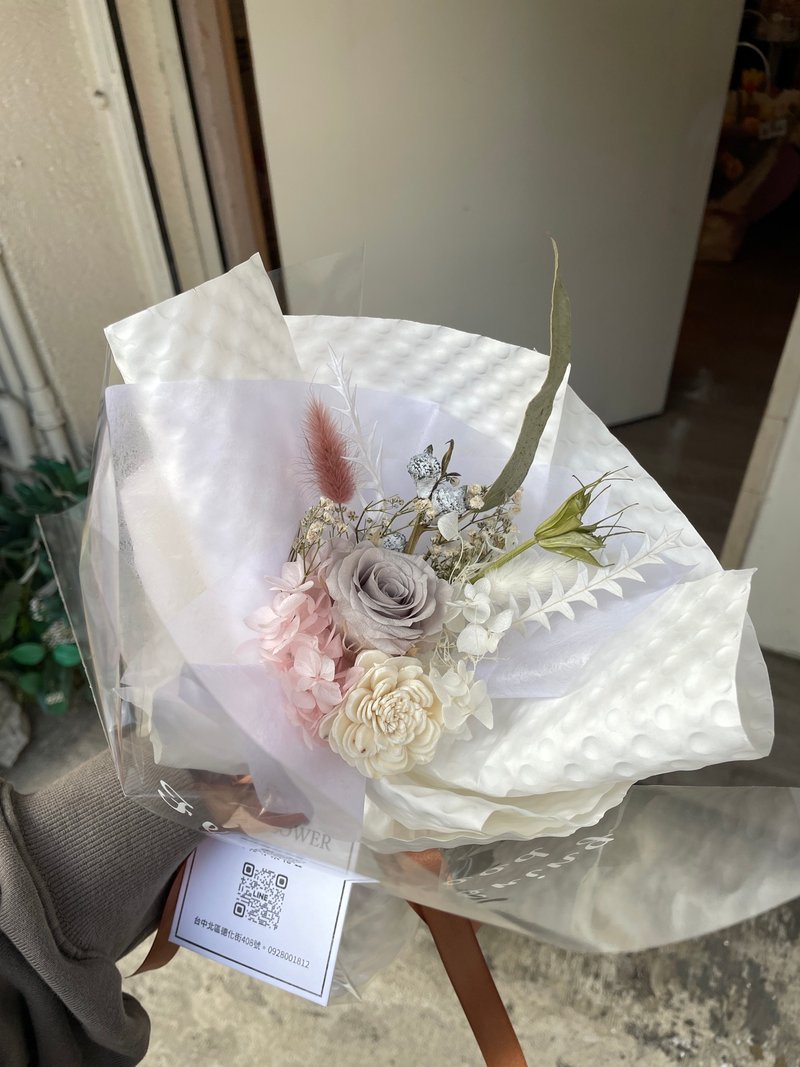 Preserved flower bouquet graduation season graduation bouquet - ช่อดอกไม้แห้ง - พืช/ดอกไม้ 