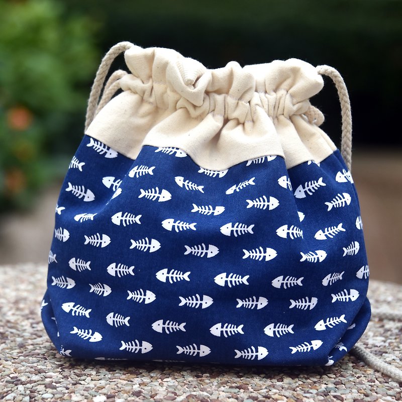 3-in-1 Shoulder/Slant Back/Hand Strap Bucket Bag ~ Fishbone (A42) (off the box) - Messenger Bags & Sling Bags - Cotton & Hemp Blue