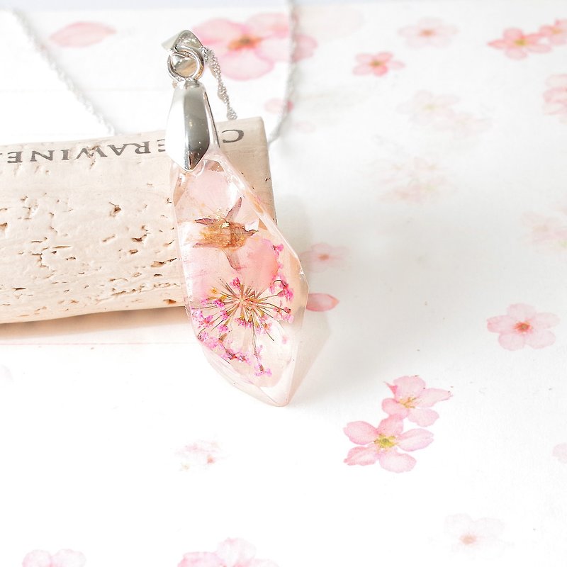 Season, Kansai Cherry Blossoms-Real Flower Gemstone Necklace, Preserved Flower, Sterling Silver / Flower Talk - Necklaces - Plants & Flowers Pink