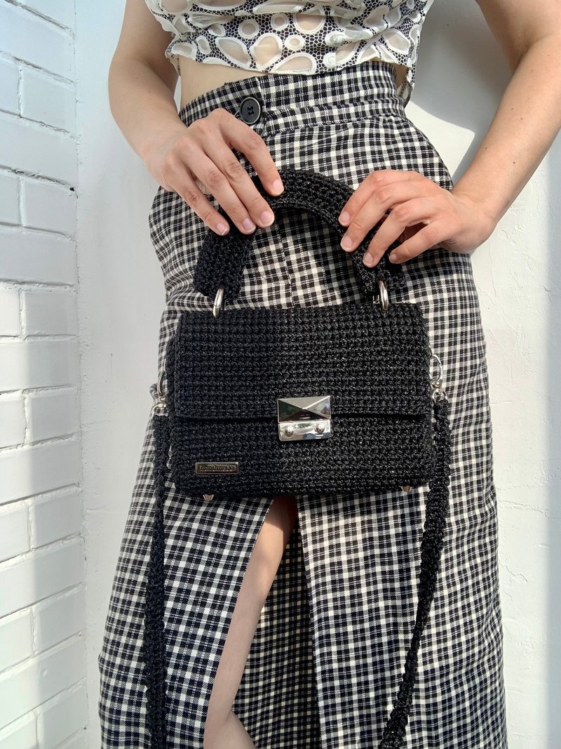 Designer crochet handbag Evening shoulder bag Cute crossbody bag Crocheted bag - 手提包/手提袋 - 棉．麻 黑色