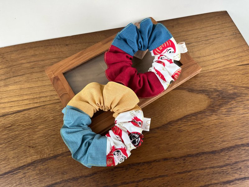 Spliced ​​lotus leaf hair tie/donut hair tie/happy red Dharma - เครื่องประดับผม - ผ้าฝ้าย/ผ้าลินิน หลากหลายสี