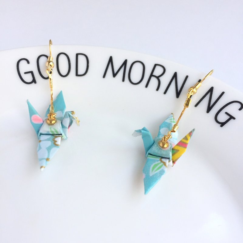 Waterproof Japanese paper crane earrings Origami  paper folding  crane - Earrings & Clip-ons - Paper Blue