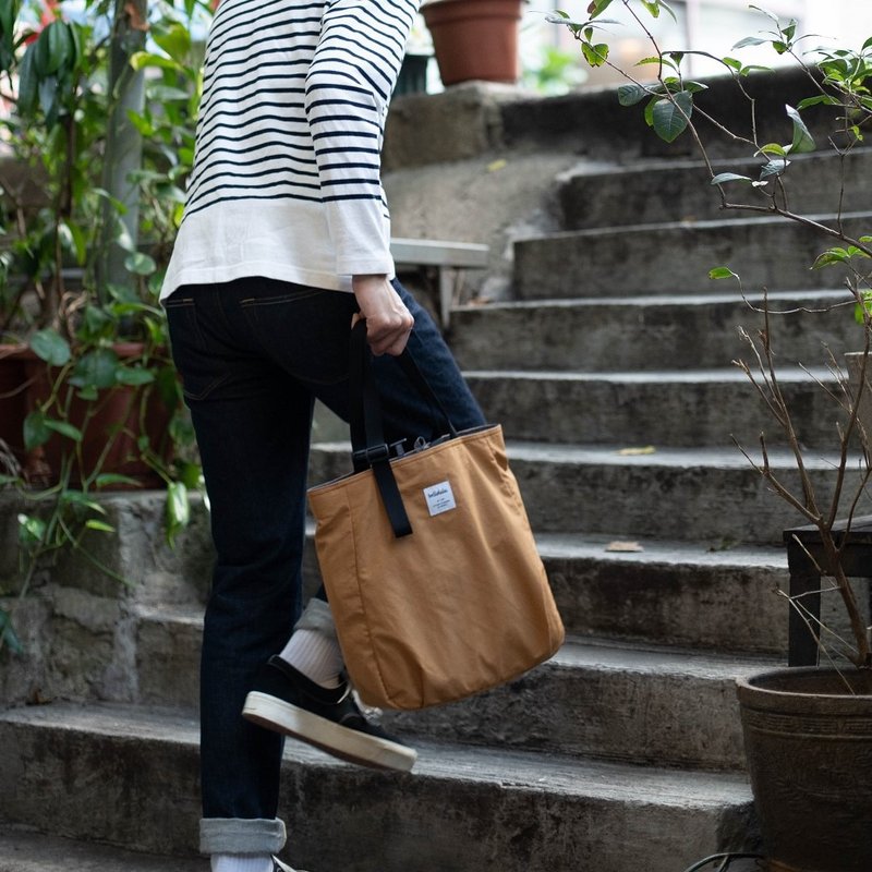 【hellolulu】Double-sided Versatile Tote (M) - JONNA (Toffee / Slate Gray ...