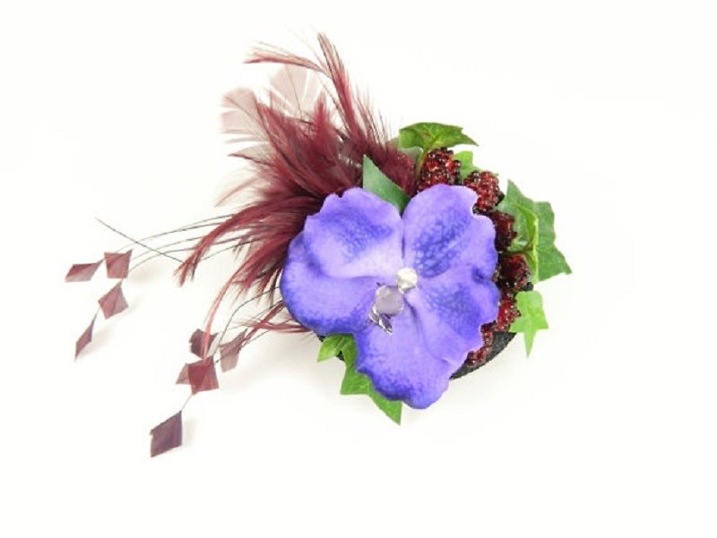 Fascinator Headpiece Feathered with Purple Blue Orchid Raspberries and Feathers - เครื่องประดับผม - วัสดุอื่นๆ สีม่วง