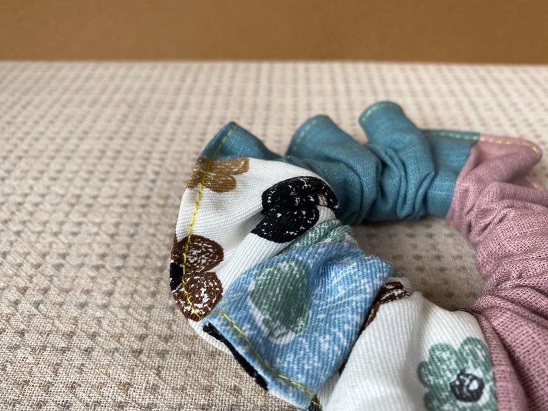 三拼荷葉髮圈 / 甜甜圈髮圈 / 蠟筆花 - 藕粉湖藍 - 髮夾/髮圈 - 棉．麻 藍色