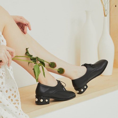 SPUR 現貨優惠 - 韓國人手製SPUR 珍珠尖頭樂褔鞋 PA8011 BLACK