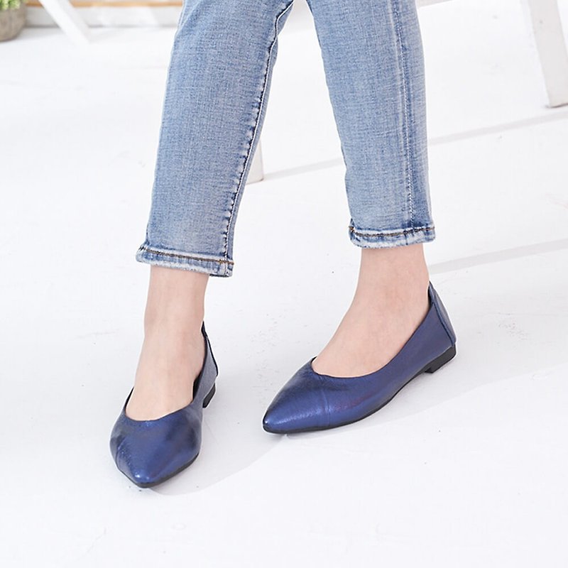 [Sparkling Color] Metallic Leather Cartilage Pointed Toe Shoes_Kiss Dark Blue - รองเท้าบัลเลต์ - หนังแท้ สีน้ำเงิน