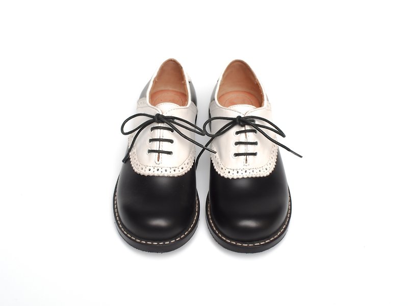 【Gentlewoman】ASHLEY Vintage two-tone Saddle Oxford BLACKxWHITE - Women's Oxford Shoes - Genuine Leather Black