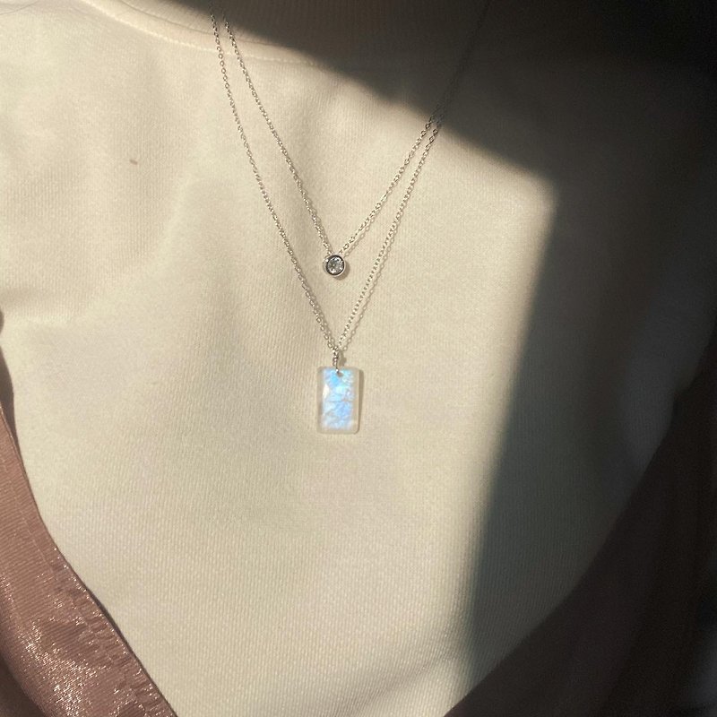 【Lost and find】Heart like a mirror blue moonstone Stone neck OT34 - Necklaces - Gemstone Blue