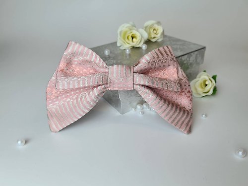 BonnieU Soft pink Thai silk with silver thread bow hair clip (Long Bow)