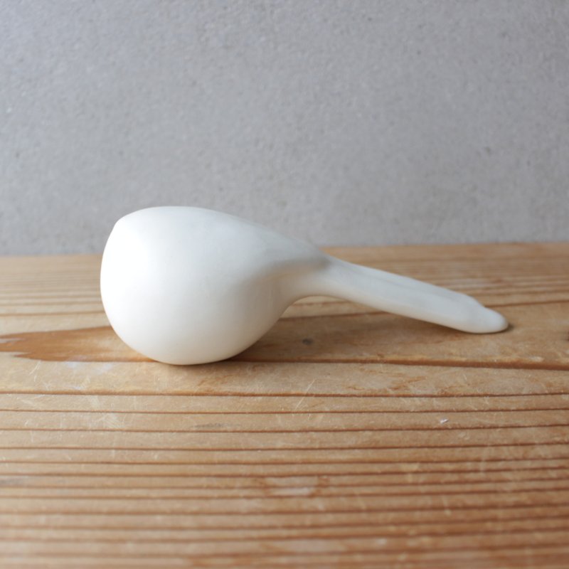 陶彫刻 野鳥 シマエナガ 雲シリーズ - 置物 - 陶器 ホワイト