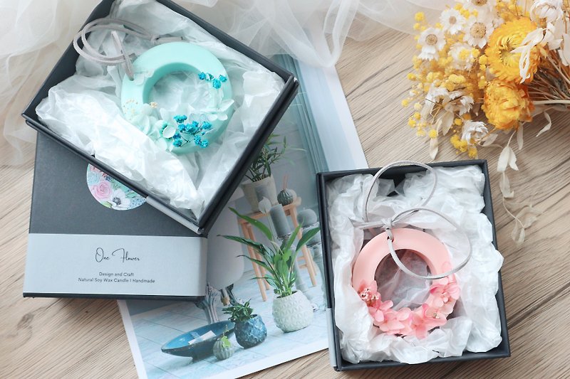 Customized gift [return gift for wedding] natural soy Wax fragrance pendant + eternal flower home fragrance pendant - น้ำหอม - ขี้ผึ้ง 