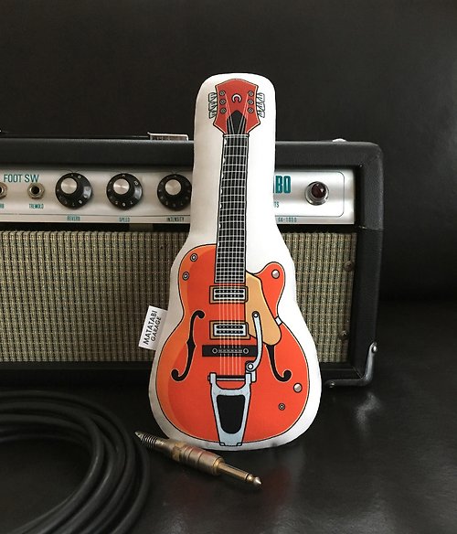 MATATABI GARAGE 吉他造型的貓咪玩具 橘色