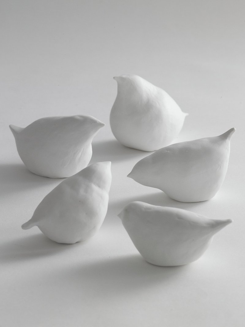 [Belgian SERAX] white porcelain pigeon ornaments - Items for Display - Porcelain White