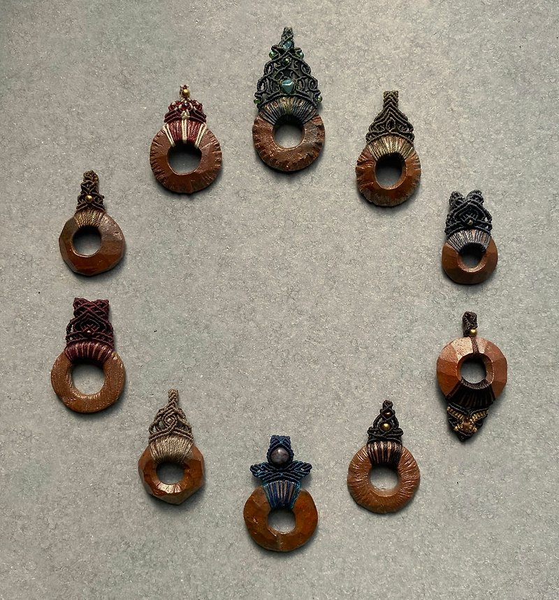 Wood-fired pottery braided necklace [Reincarnation] - สร้อยคอ - ดินเผา หลากหลายสี