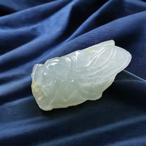 瓔珞珠寶盒 E.L.Jewelry Box 【一鳴驚人】冰種飄黃翡翡翠蟬 | 天然緬甸玉A貨翡翠 | 送禮