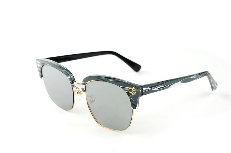 BEING 時尚太陽眼鏡- 灰色(銀灰謙虛) / 在家也可試戴,歡迎預約 - 眼鏡/眼鏡框 - 其他材質 銀色