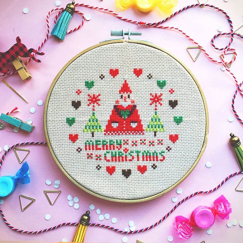 Christmas Cross Stitch Kit - Santa Christmas - เย็บปัก/ถักทอ/ใยขนแกะ - งานปัก สีแดง