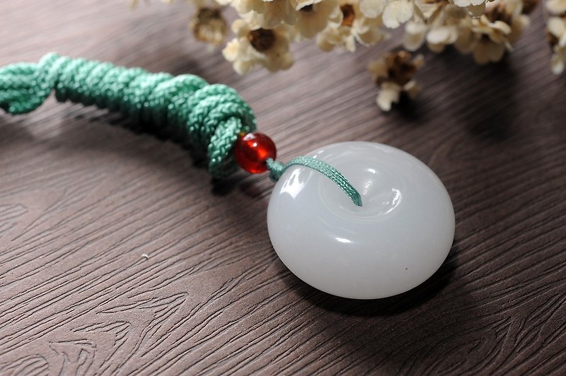 Golden silk jade pendant ore/crystal/spiritual practice/good luck/lucky/break evil/protect against villains - Necklaces - Jade 