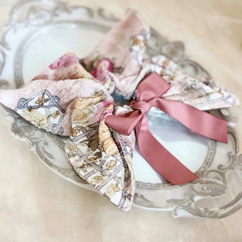 スクエアシュシュ／ヘアゴム スカーフ スクエア シュシュ ヘアゴム ヘアバンド シュシュ - ヘアアクセサリー - その他の素材 レッド