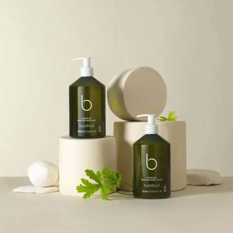 In stock [hot selling recommendation] Bamford Geranium Body Lotion 250ml - ผลิตภัณฑ์บำรุงผิว/น้ำมันนวดผิวกาย - แก้ว สีเขียว